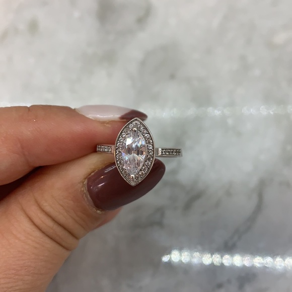 2 Rings for 1! Shiny Diamond Rings Size 7 - Picture 2 of 6